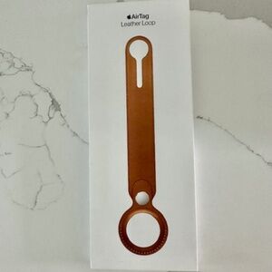 Apple AirTag Case Leather Loop - Saddle Brown BRAND NEW GIFTABLE